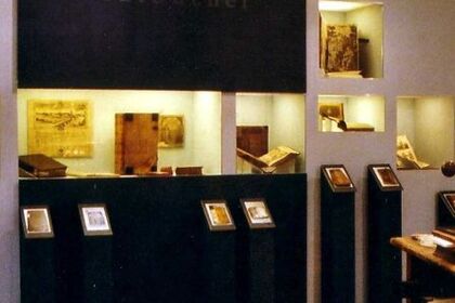 Design Ausstellung Flutbücher - Dipl.-Designerin K. Köstler in Leipzig Sachsen und Quedlinburg Sachsen-Anhalt