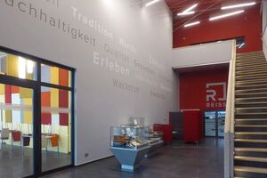 Design: Innenarchitektur Firma Reiss - Foyer
